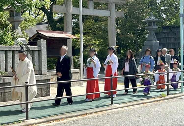 祭礼「御衣祭」